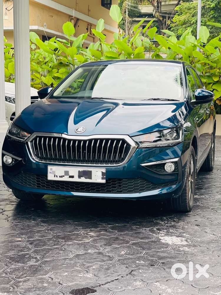 Skoda Slavia 1.0 Tsi Style At, 2023, Petrol