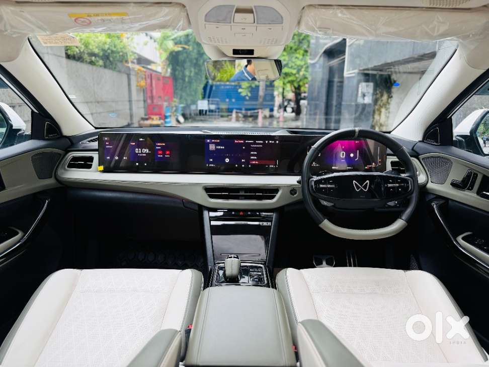 Mahindra Xev 9e Three B79 Kwh, 2025, Electric