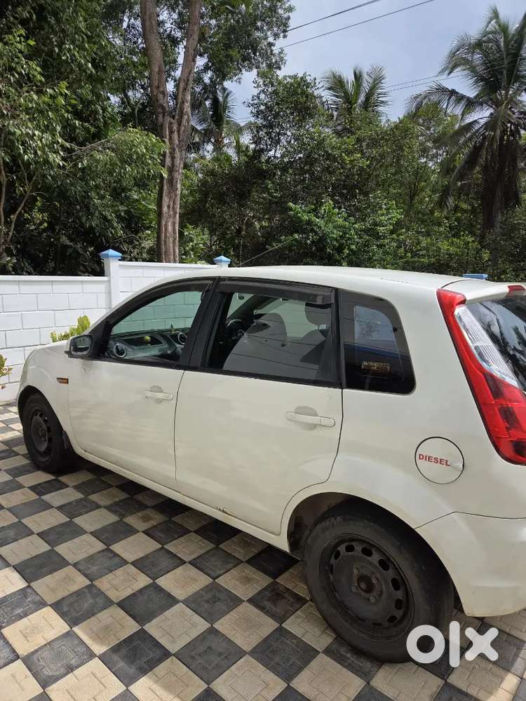 Ford Figo 2011 Diesel 180000 Km Driven