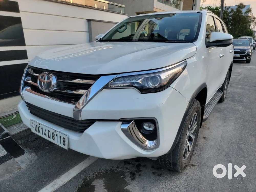 Toyota Fortuner 4x4 Automatic Diesel Well Maintained