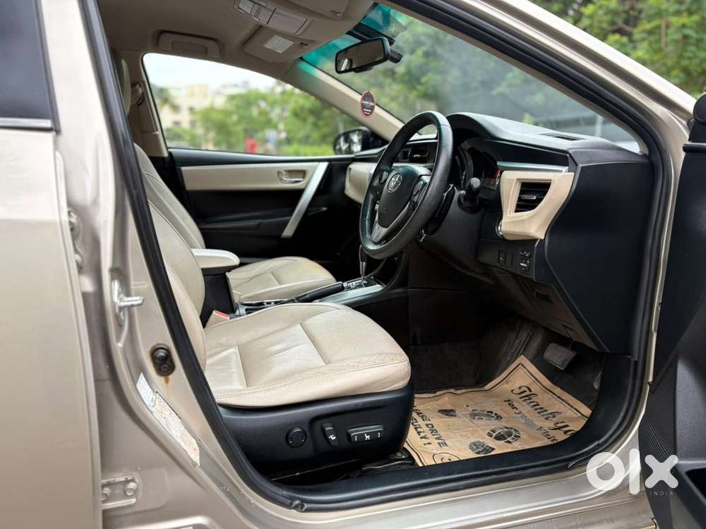 Toyota Corolla Altis Vl At, 2015, Petrol