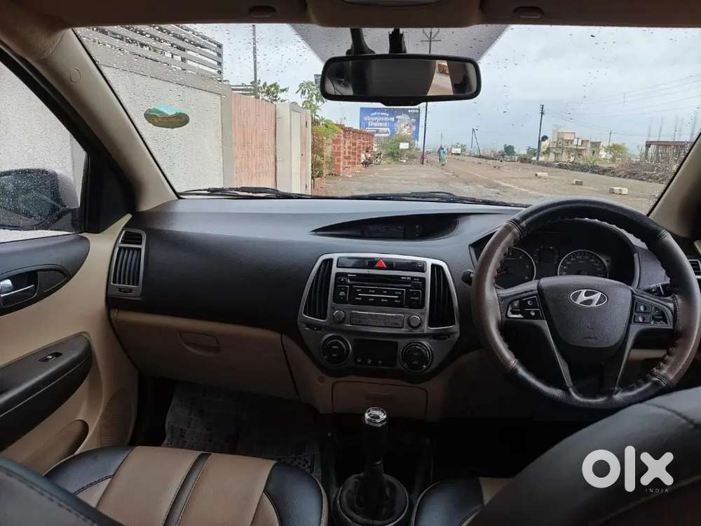 Lady Dr Less Driven Hyundai I20 Sportz 2014 Diesel Car
