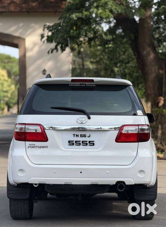 Toyota Fortuner 4x4 Mt 2.8 Diesel, 2011, Diesel