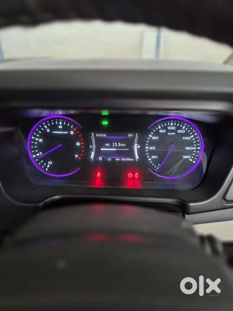 Mahindra Marazzo M8 2019 Topend Model