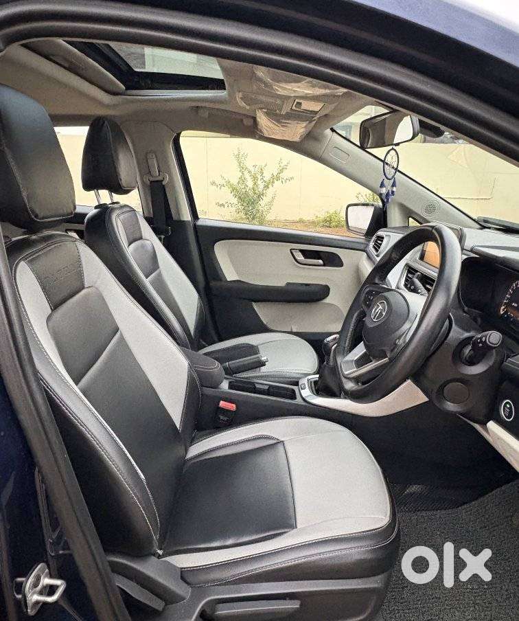 Tata Altroz Xz Plus (s), 2024, Petrol