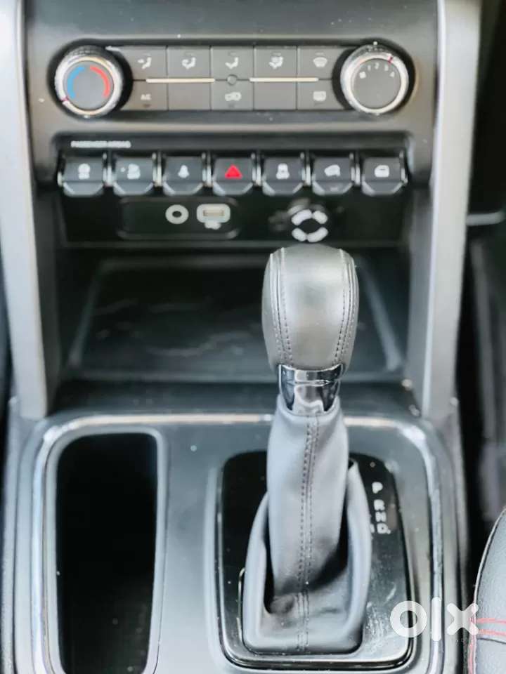 Mahindra Thar Lx Hard Top Petrol At Rwd, 2024, Petrol