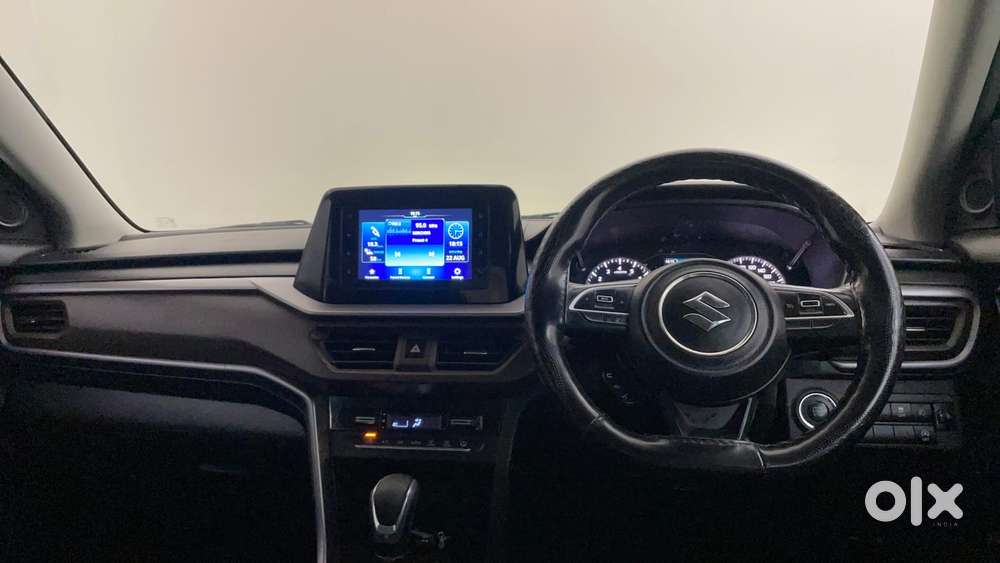 Maruti Suzuki Vitara Brezza 1.5 Zxi At, 2023, Petrol