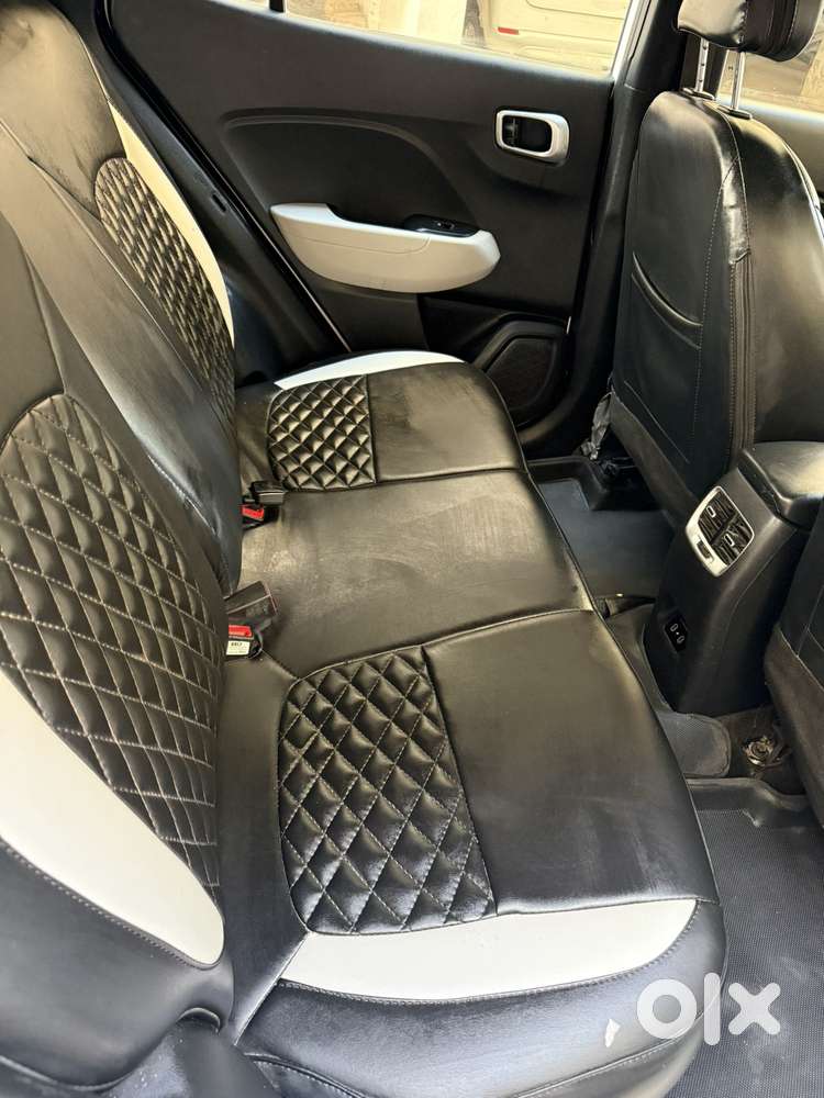 Hyundai Venue 1.2 S (o), 2024, Petrol