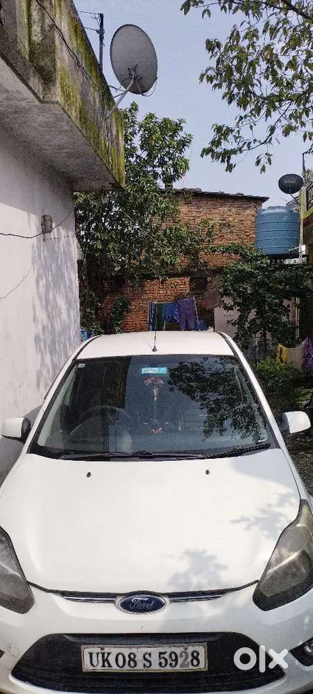 Well Maintained Car 16 Inch Alloy Wheels Loaded