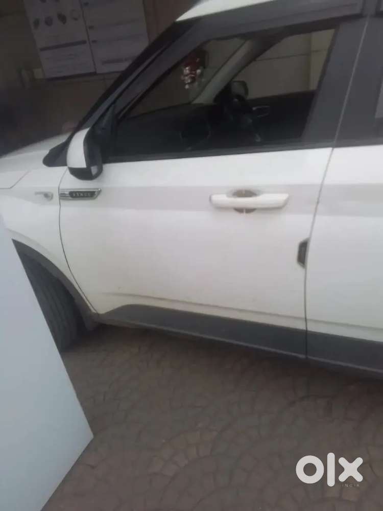 Hyundai Venue S 1.2 Petrol 2023