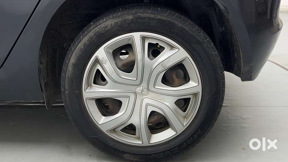 Tata Altroz 1.2 Xt, 2020, Petrol
