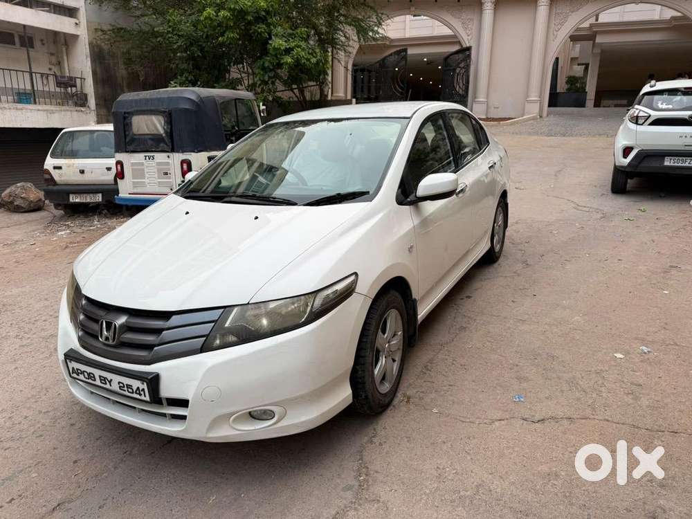 Honda City Ivtech Petrol 2010 --excellent Condition. Ready To Drive