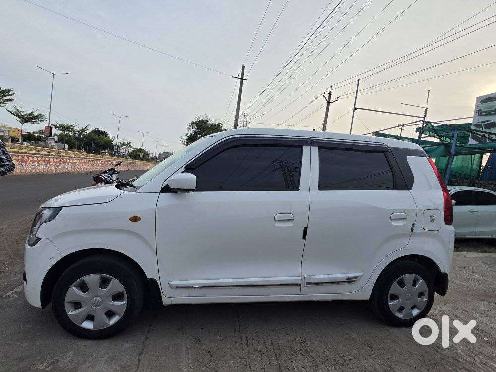 Maruti Suzuki Wagon R Vxi Optional, 2024, Cng & Hybrids