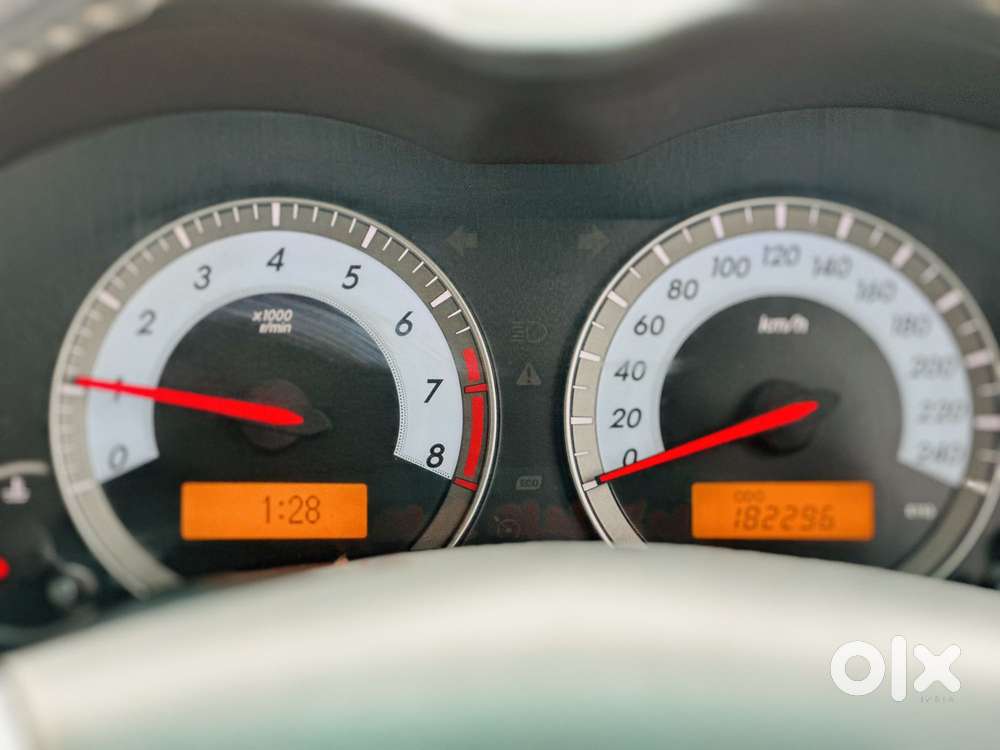 Toyota Corolla Altis Vl, 2012, Petrol