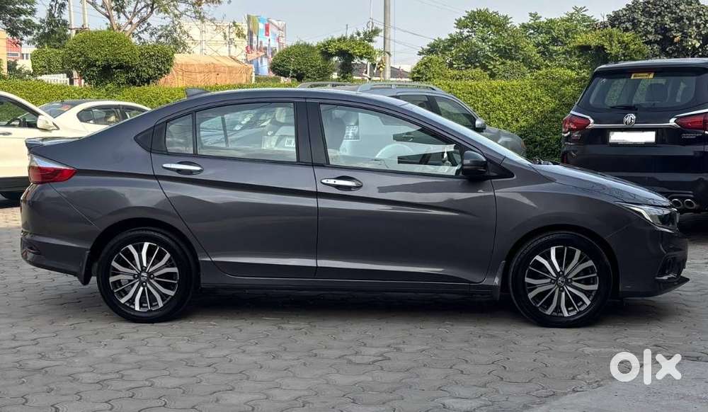 Honda City Zx Automatic Cvt 2017, 39500 Kms Chandigarh Registration.