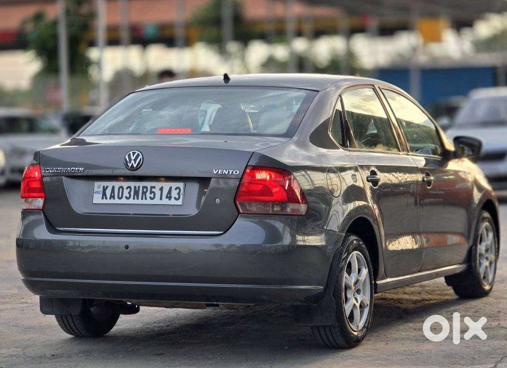 Volkswagen Vento Petrol Highline, 2013, Petrol
