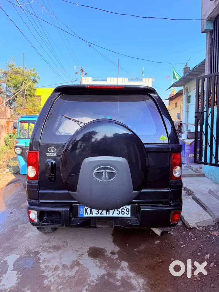 Tata Safari