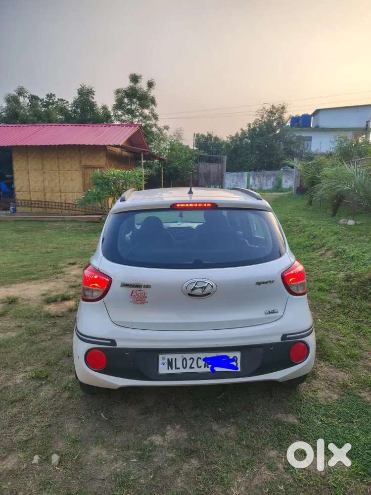 Hyundai Grand I10 2018 Petrol 42000 Km Driven