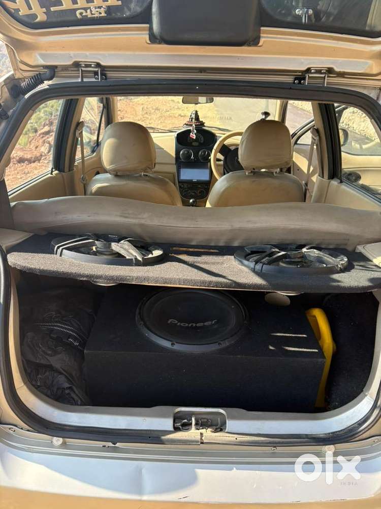 Chevrolet Spark 2011 Petrol Well Maintained