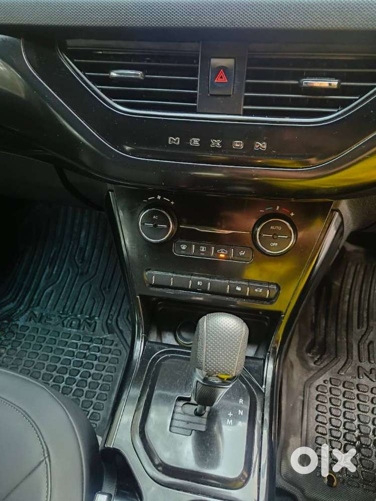 Tata Nexon 1.2 Revotron Xza Plus Hs Dark Edition, 2023, Petrol