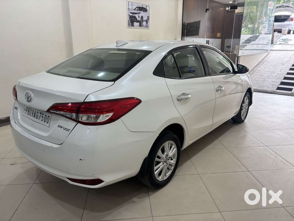 Toyota Yaris Vx Cvt, 2018, Petrol