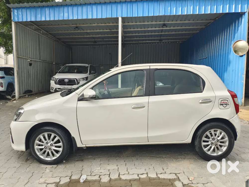 Toyota Etios Liva 2017 Diesel Well Maintained