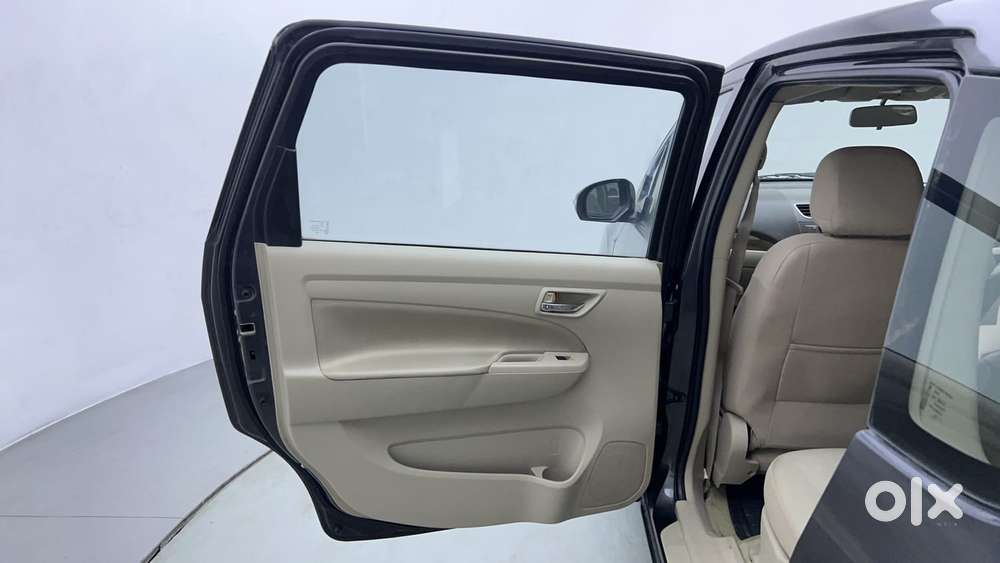 Maruti Suzuki Ertiga Vxi At, 2016, Petrol