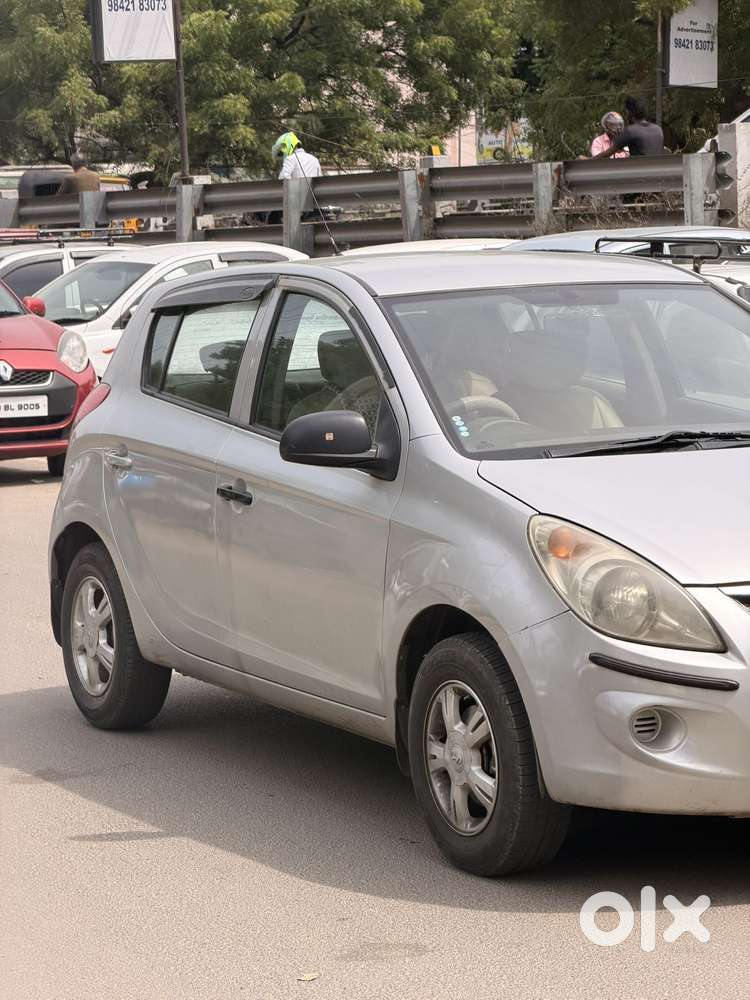 Hyundai I20 New Sportz At 1.4, 2012, Diesel