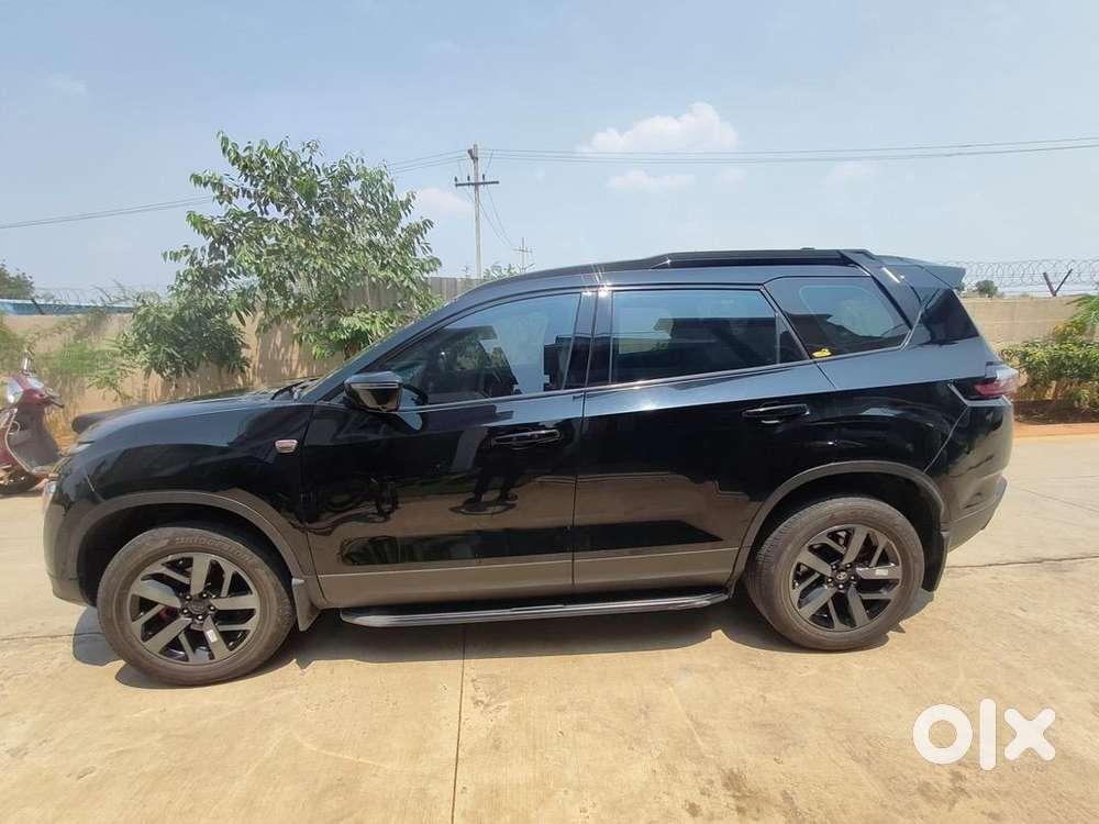 Tata Safari Red Dark Edition Xza+ Diesel Automatic