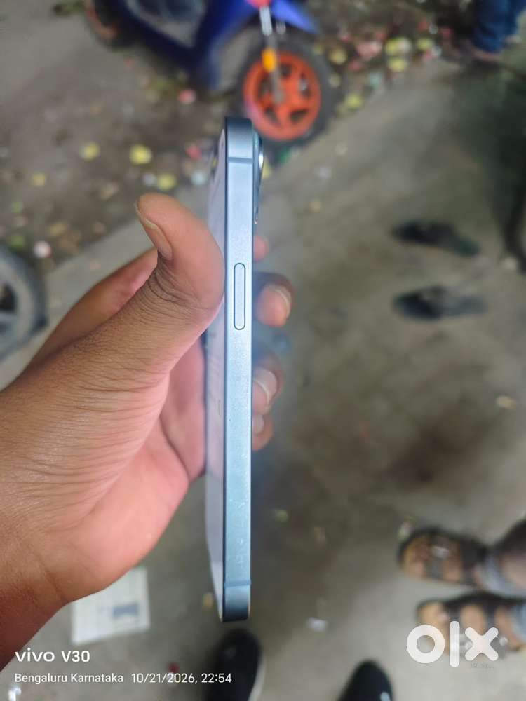 I phone 14 256 in good condition