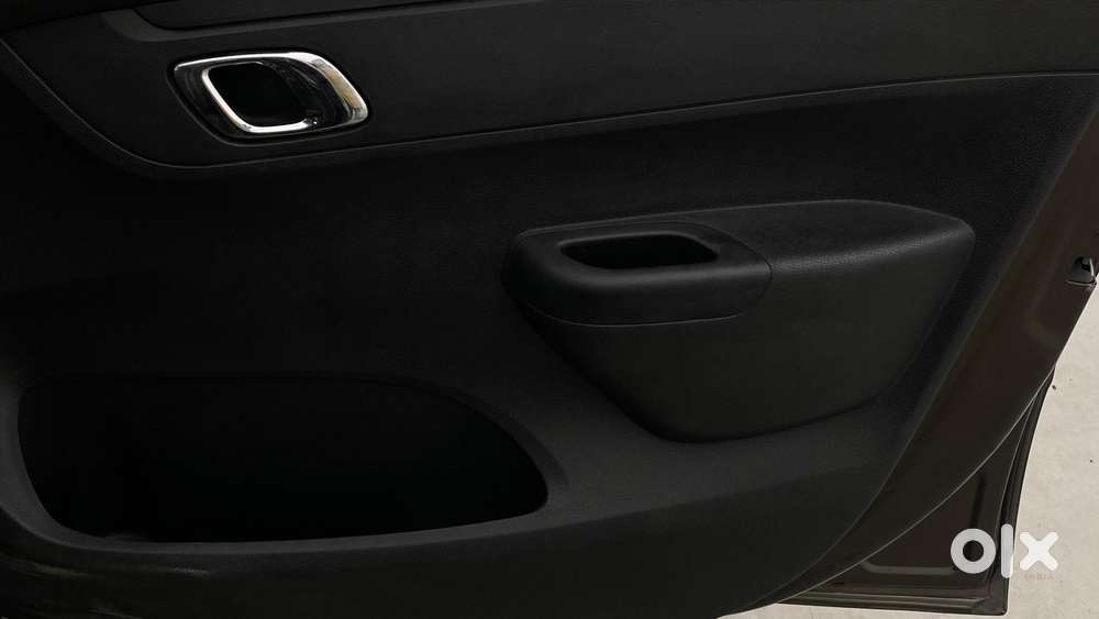 Renault Kwid 2019-ongoing 1.0 Rxt (o), 2019, Petrol