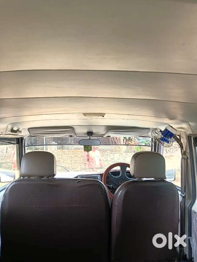 Bolero 8 Seater