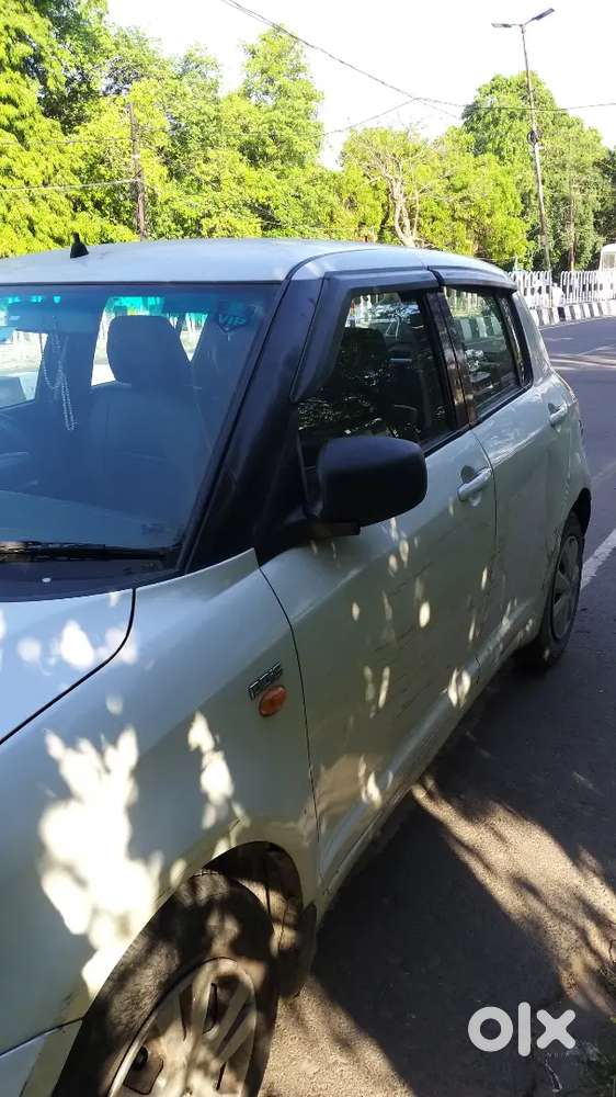 Maruti Suzuki Swift 2009 Diesel Good Condition R R Karwa Liya Hai