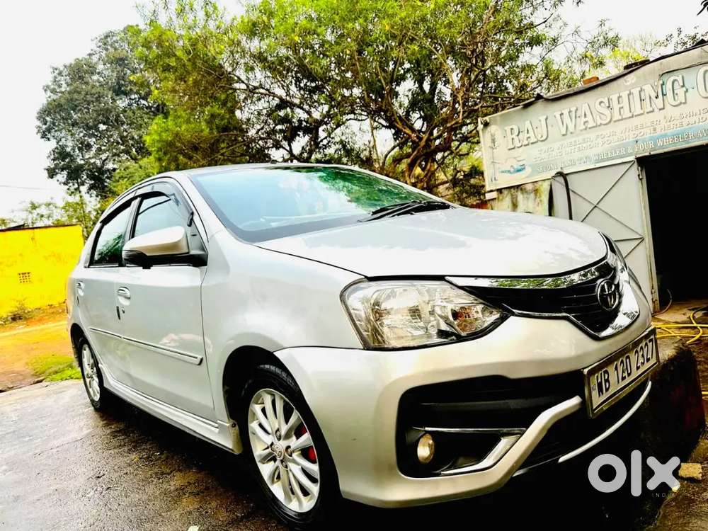 Toyota Etios Liva 2015