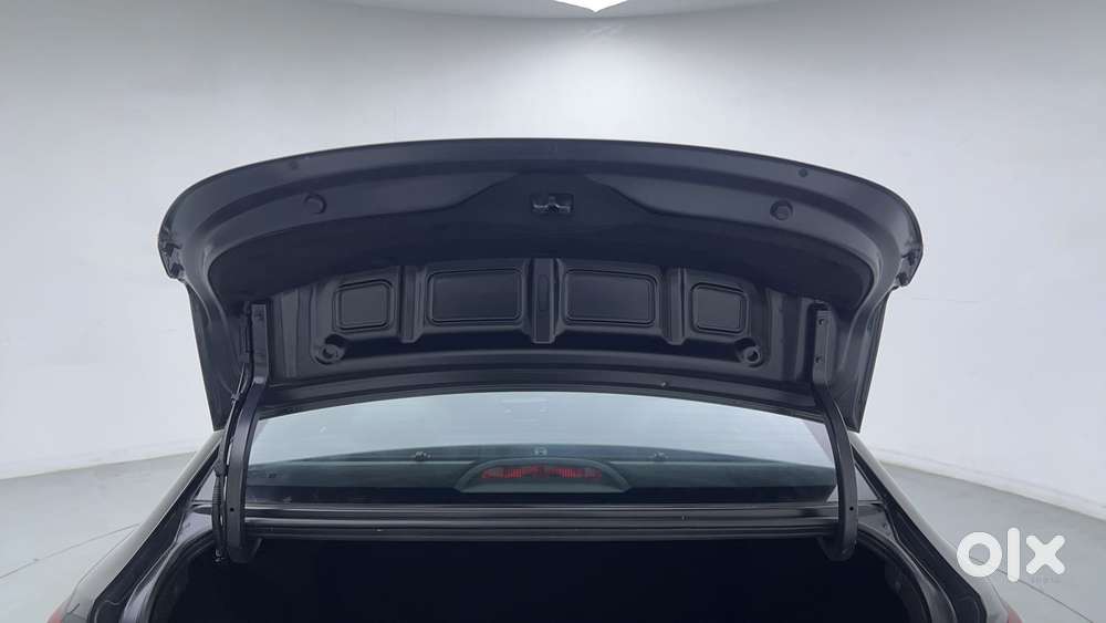 Hyundai Verna 1.0 Sx (o) Turbo Gdi Dct, 2022, Petrol