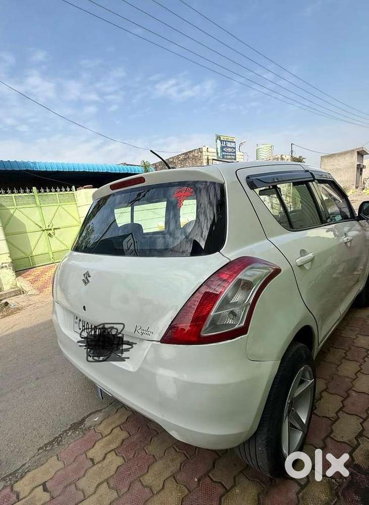 Maruti Suzuki Swift 2012