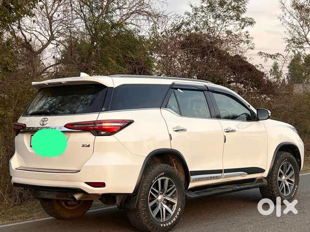 Toyota Fortuner 2017 Diesel 107000 Km Driven