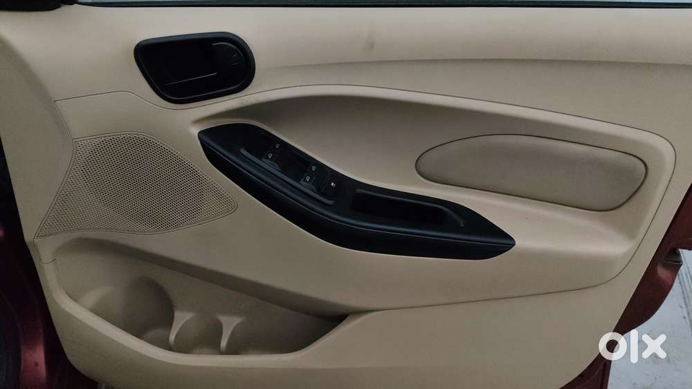 Ford Figo Aspire Titanium, 2017, Petrol