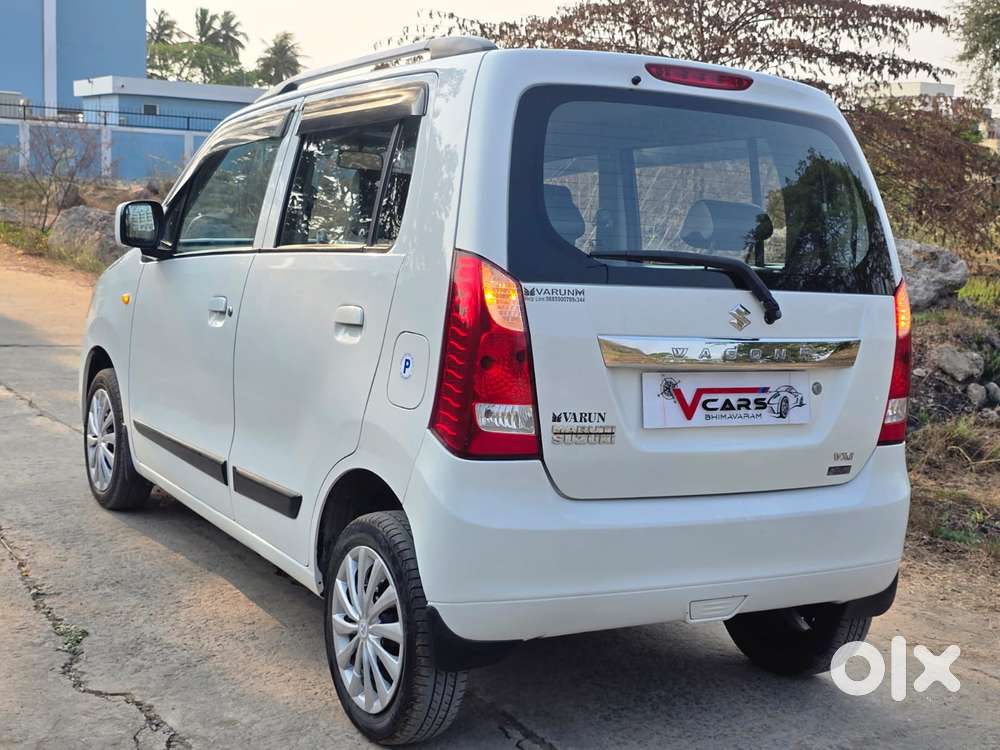 Maruti Suzuki Wagon R Vxi Amt1.2, 2017, Petrol