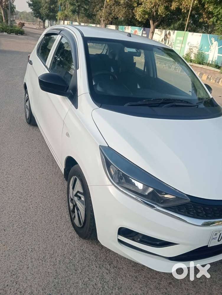 Tata Tiago, 2022, Petrol