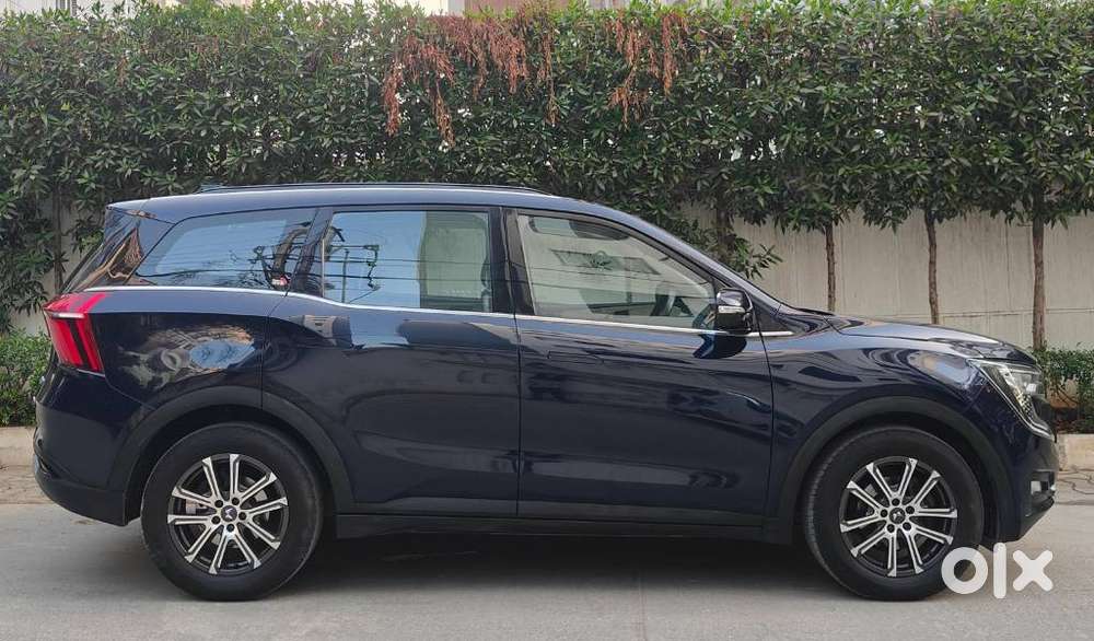 Mahindra Xuv700 2.2 Ax 7 Diesel At Str, 2022, Diesel