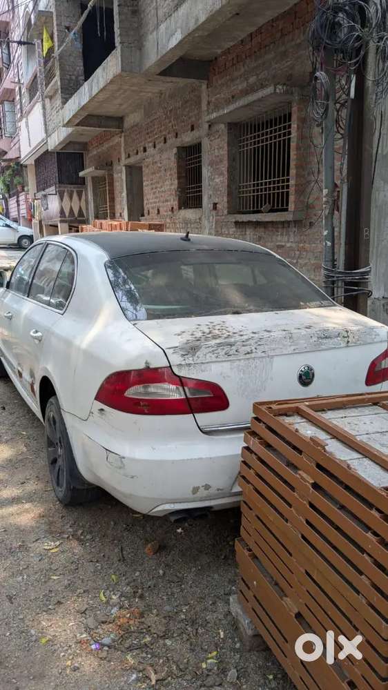 Skoda Superb 2011