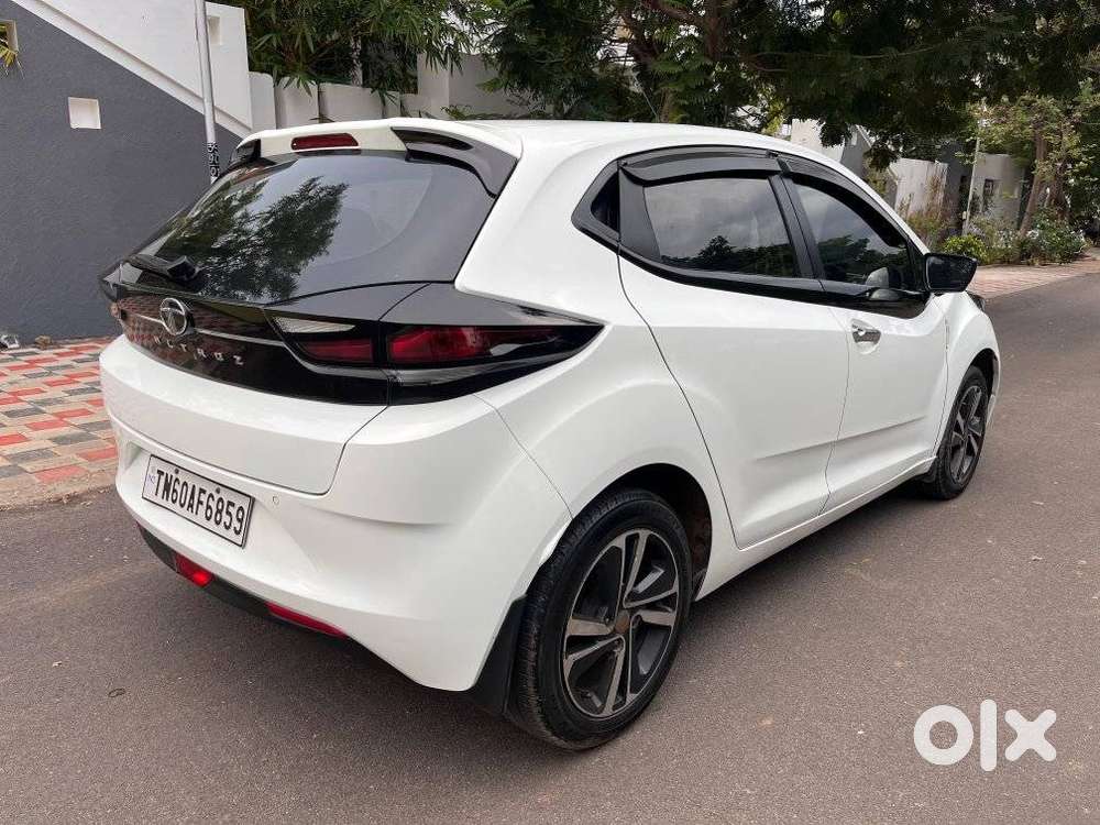 Tata Altroz, 2020, Petrol