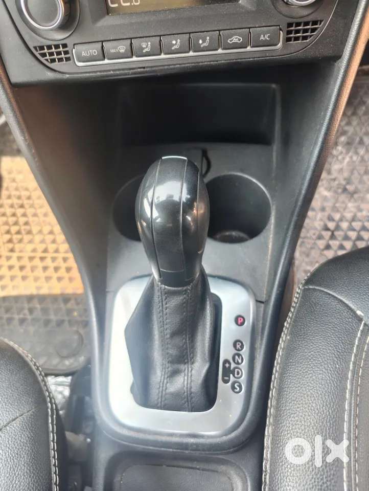 Volkswagen Polo 1.0 Tsi Comfortline At, 2022, Petrol