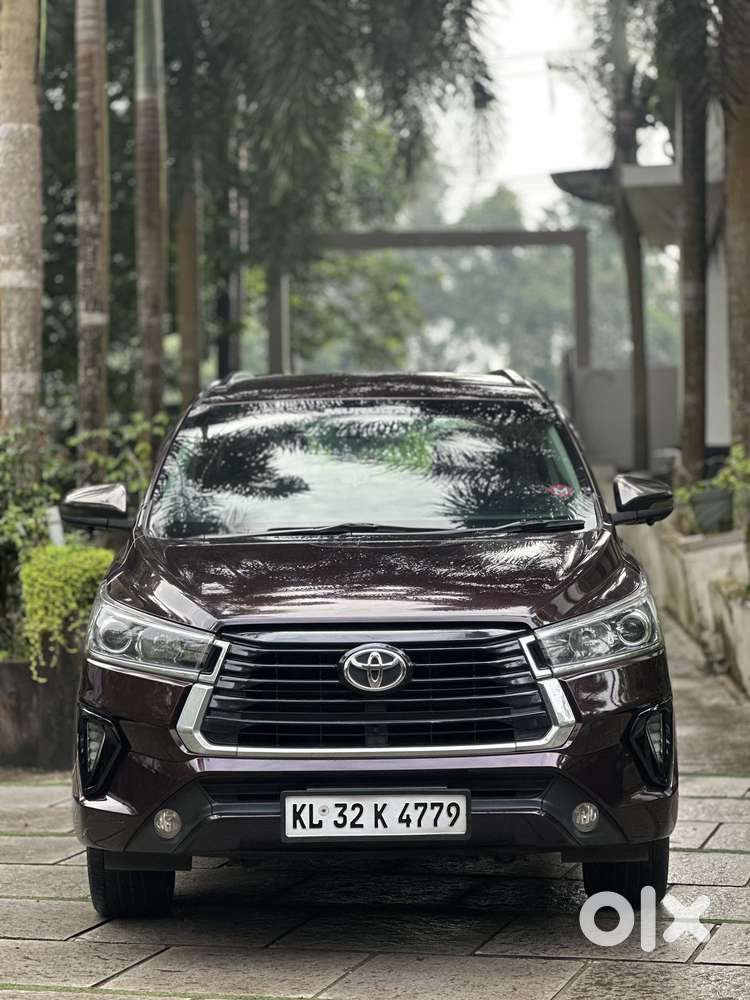 Toyota Innova Crysta Zx 2.4 Diesel 7 Seater, 2016, Diesel