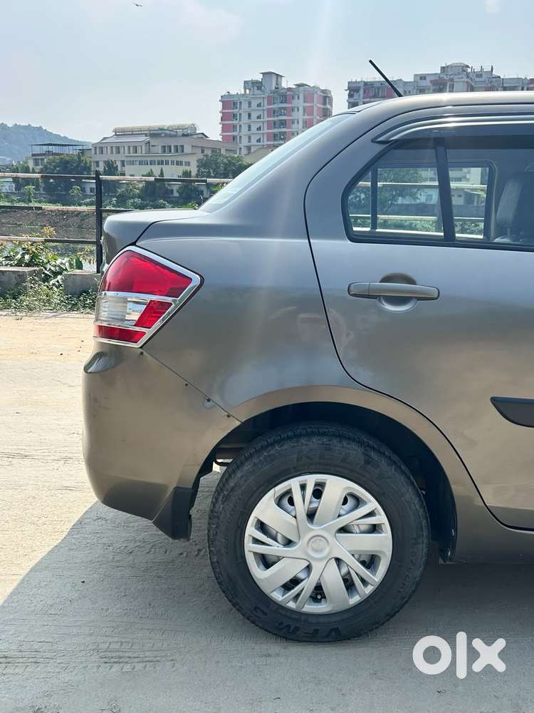 Maruti Suzuki Dzire 1.2 Lxi, 2016, Petrol