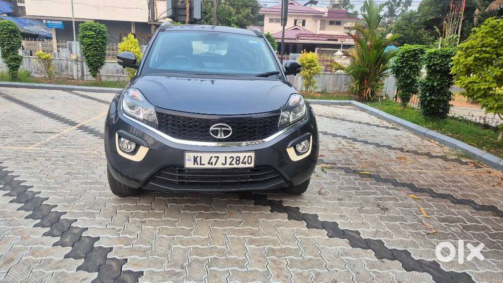 Tata Nexon Amt Xza Plus, 2019, Petrol