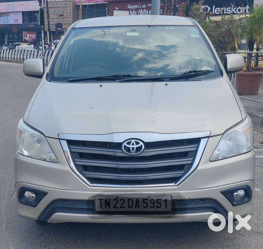 Toyota Innova 2.5 G (diesel) 8 Seater, 2015, Diesel