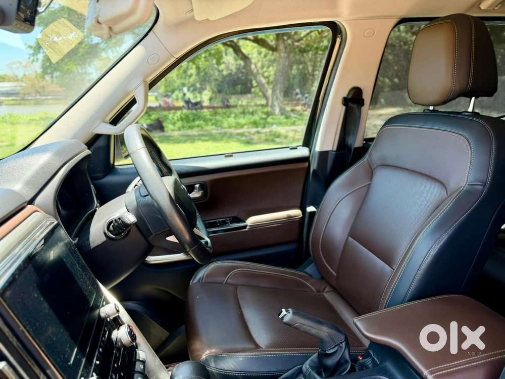 Mahindra Scorpio N Z8 Diesel At 2wd 7 Str [2022], 2023, Petrol