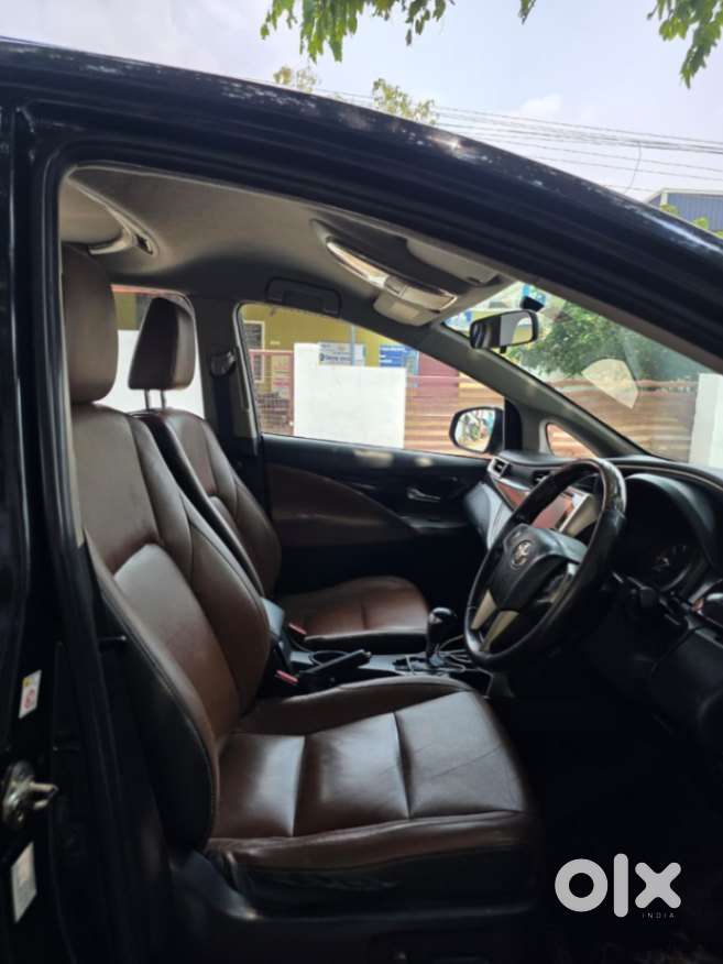 Toyota Innova Crysta 2.8 Z, 2016, Diesel